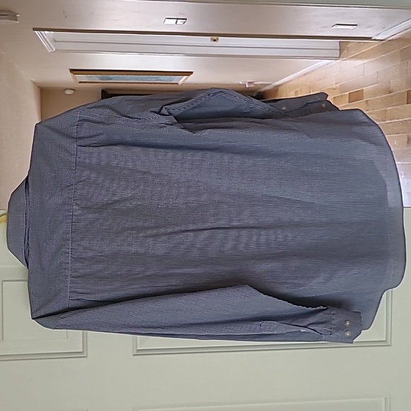 Taylor Wright Checked blue white collar dress shirt - Picture 2 of 3